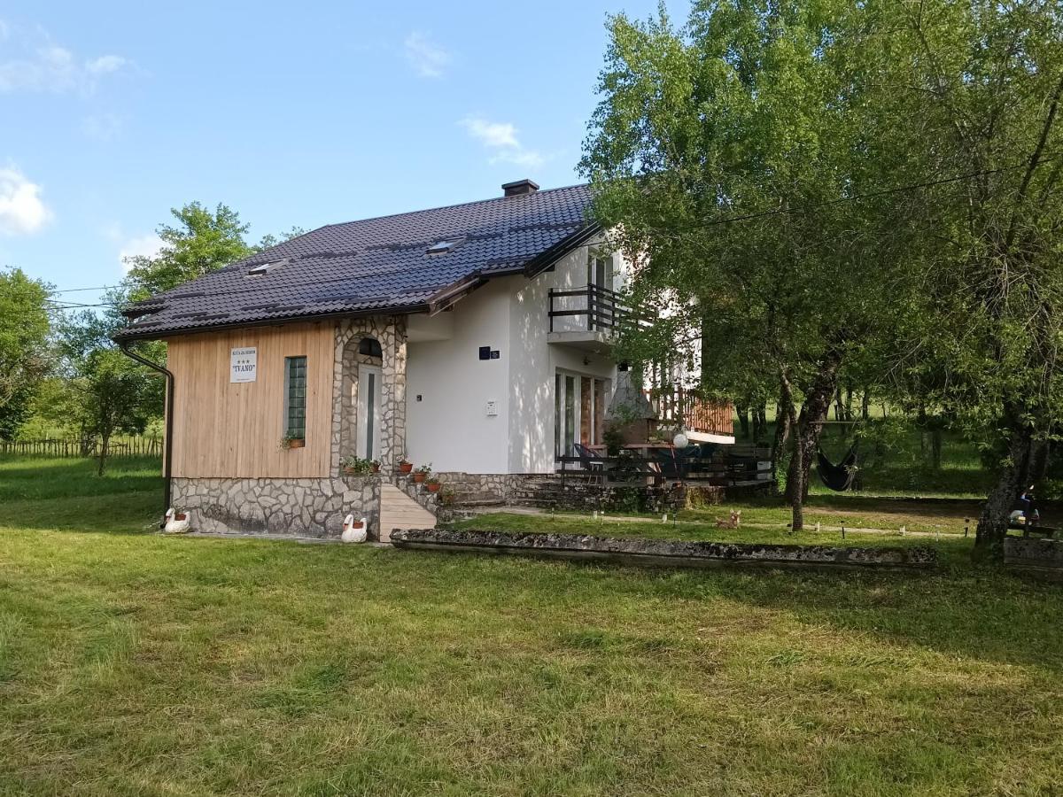 Holiday Home Ivano Korenica Eksteriør billede